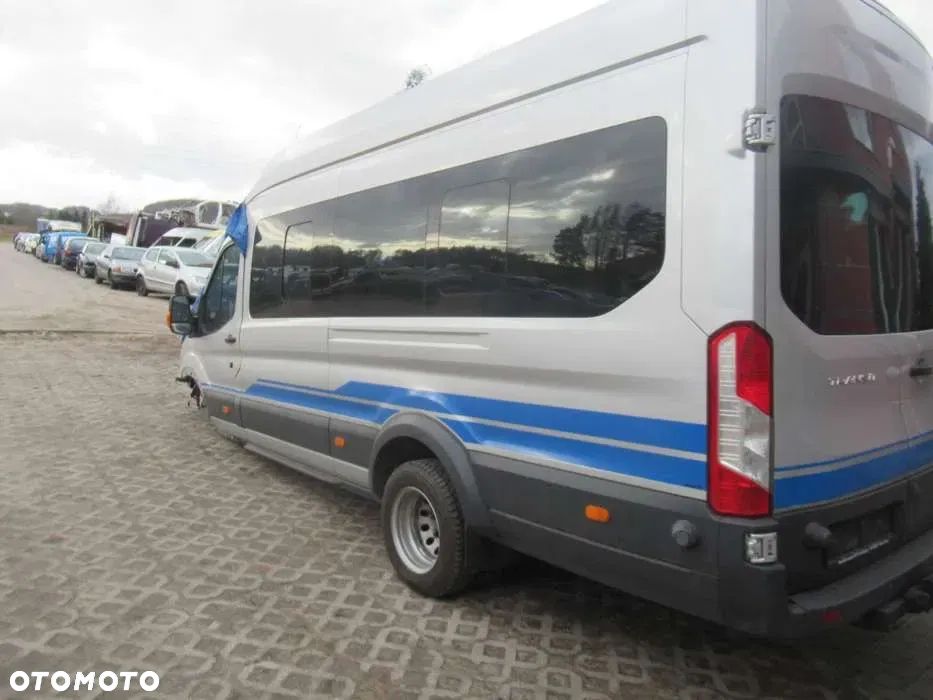 Ford Transit - 1