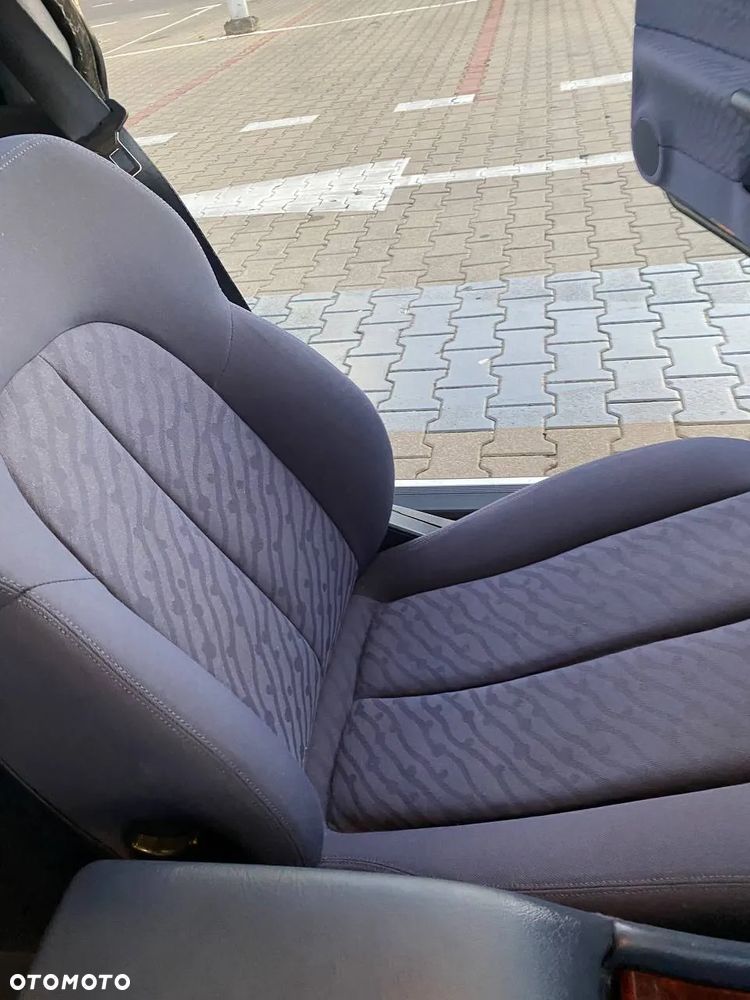 Mercedes-Benz CLK - 15