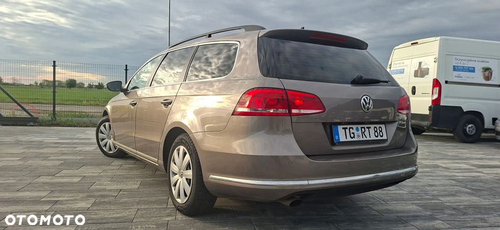 Volkswagen Passat 1.6 TDI BlueMotion - 20