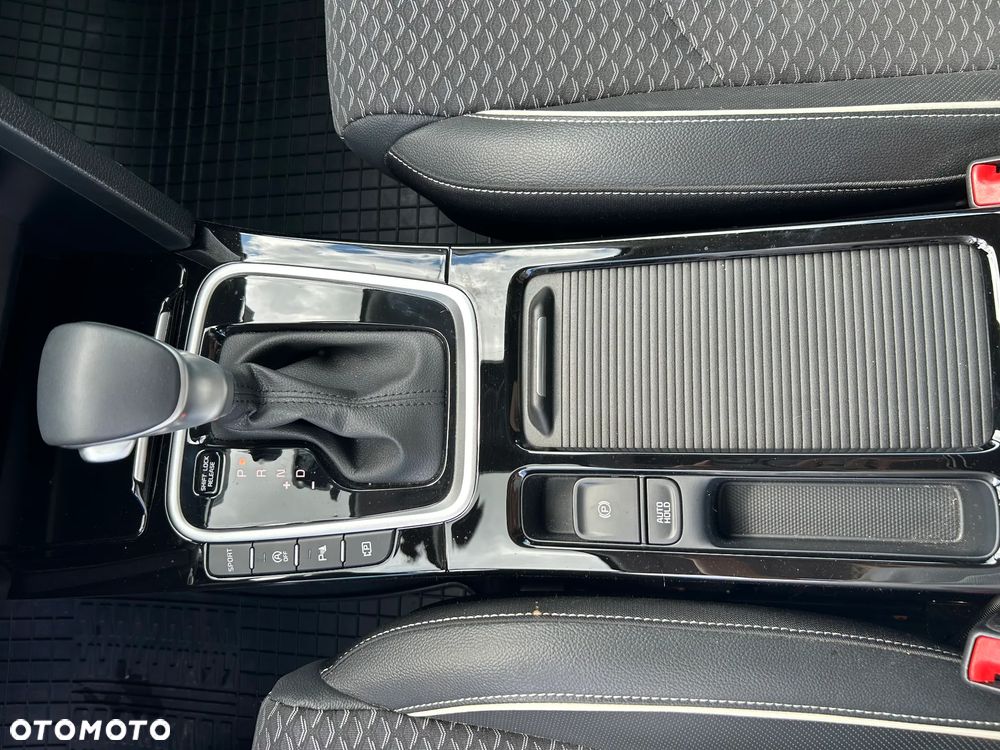 Kia Ceed 1.5 T-GDI Tribute DCT - 9