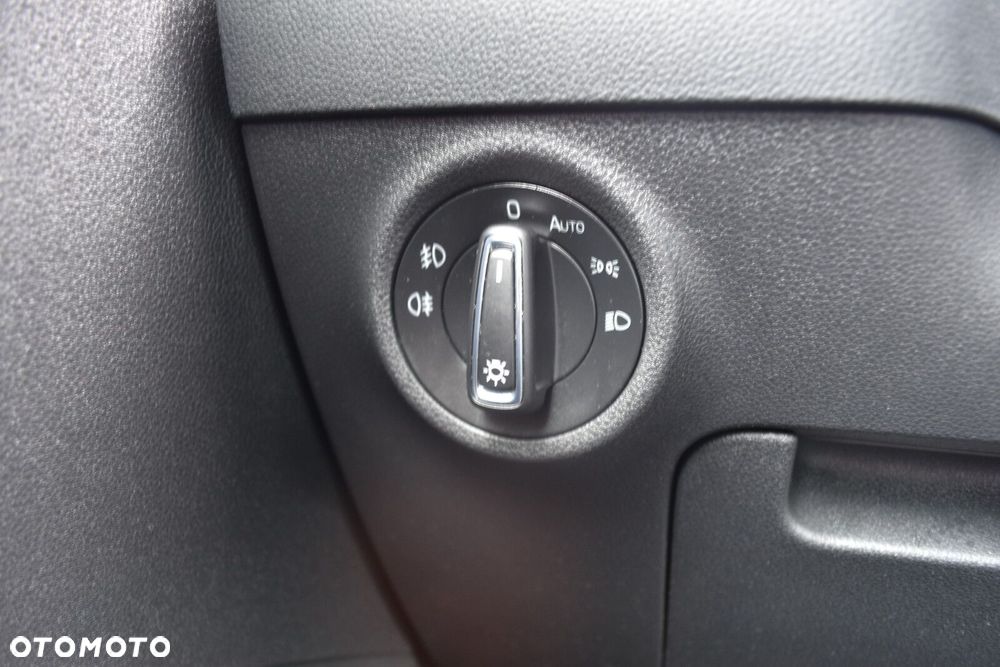 Skoda Karoq 1.5 TSI ACT 4x2 Style DSG - 23