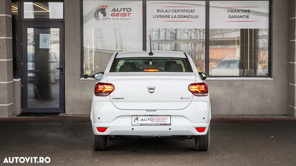 Dacia Logan TCe 90 Essential - 7