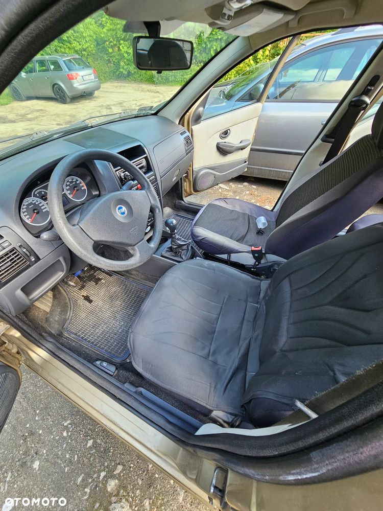 Fiat Albea 1.4 Fresh - 14