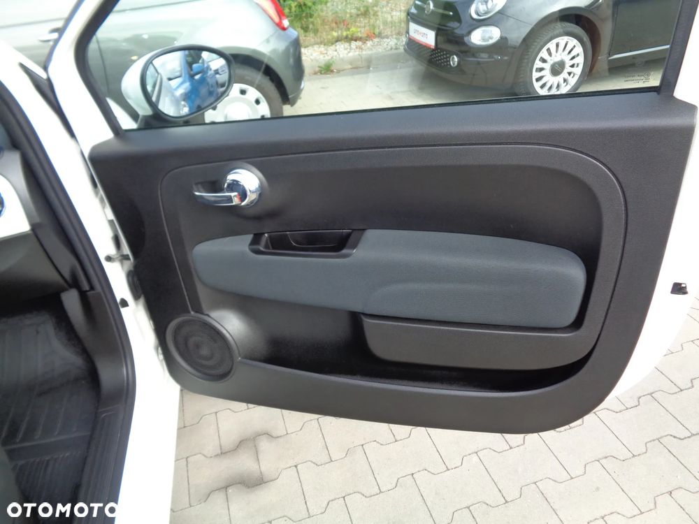 Fiat 500 ver-1-0-hybrid-dolcevita - 17