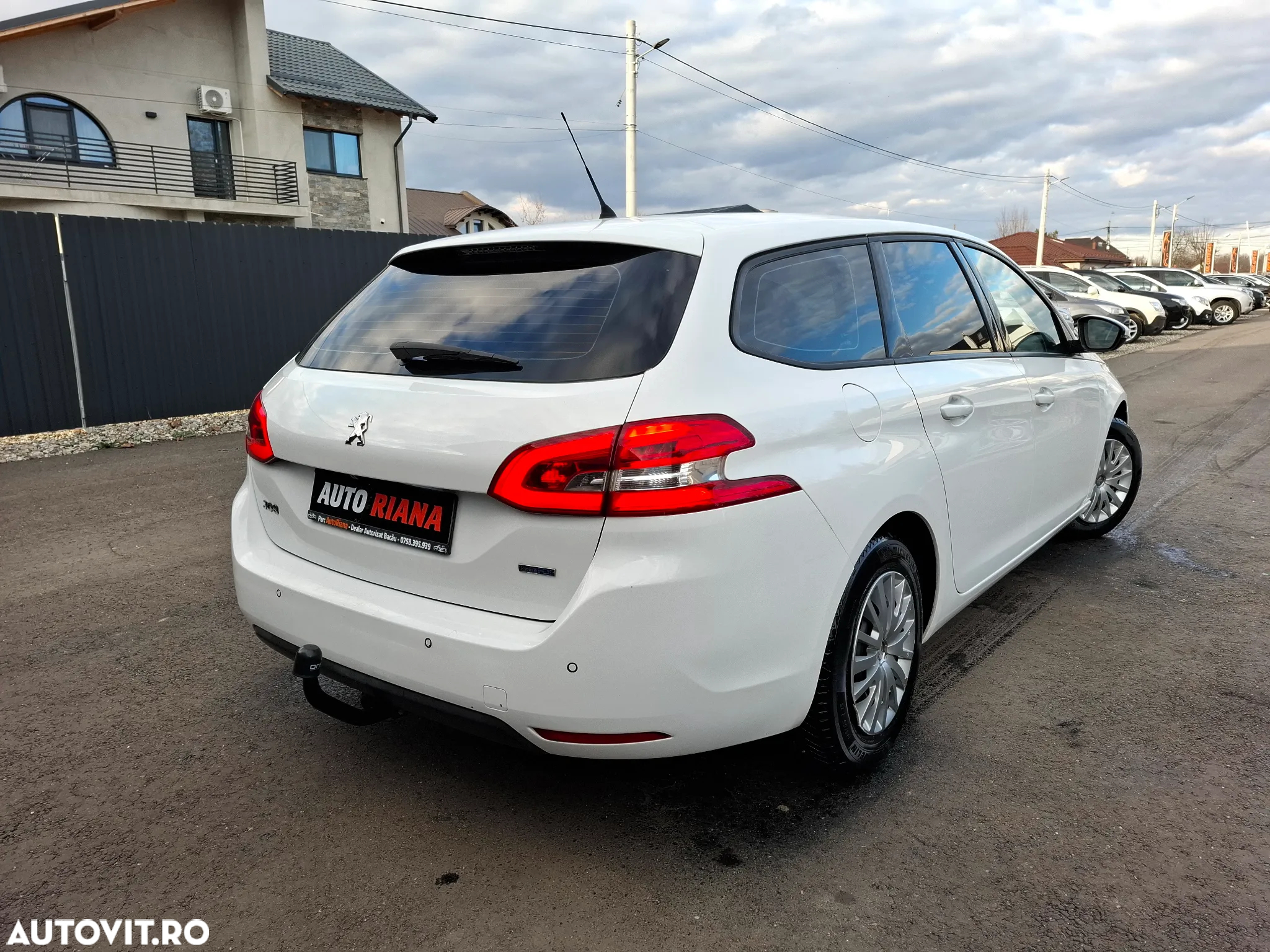 Peugeot 308 BlueHDi FAP 100 Stop & Start Access - 4