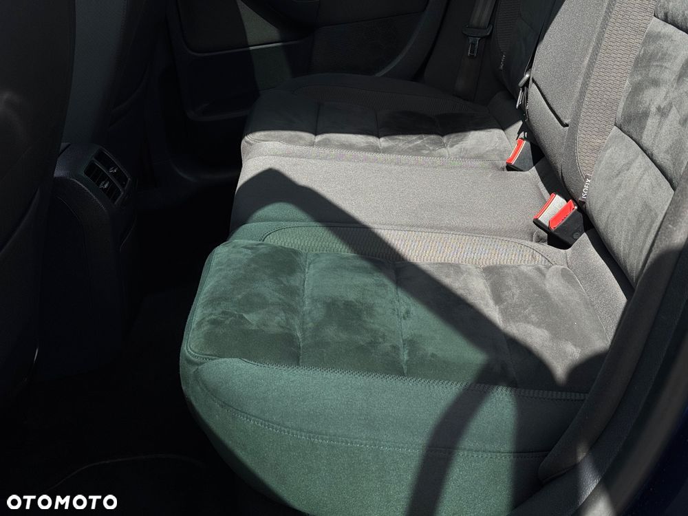 Volkswagen Golf - 15