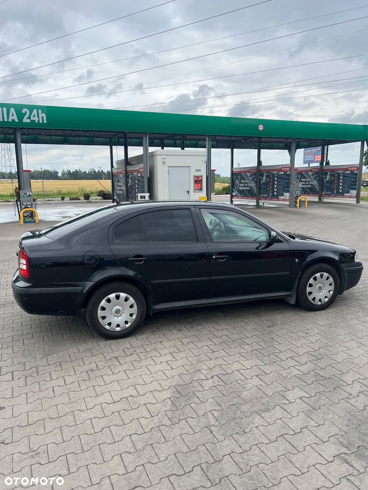 Skoda Octavia 1.6 Tour Classic - 4