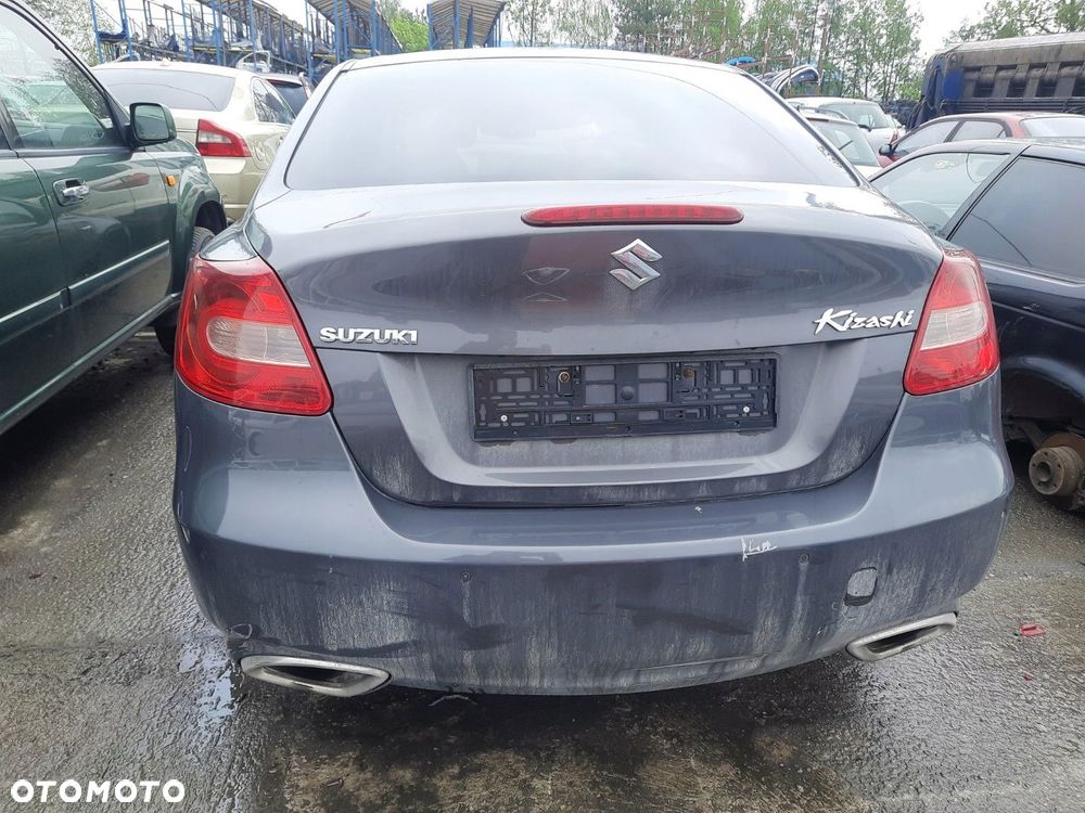 CZĘŚCI Suzuki Kizashi 2,4 BENZYNA 131 kW / 178 KM SEDAN - 4 DRZWI LAK ZMW - 4