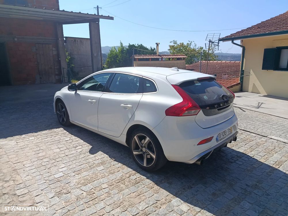 Volvo V40 2.0 D4 R-Design - 6
