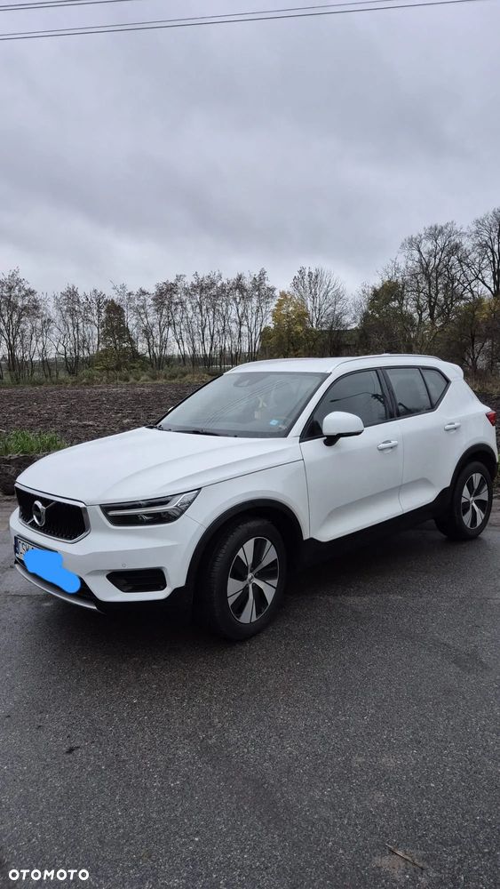 Volvo XC 40 T3 Momentum - 1