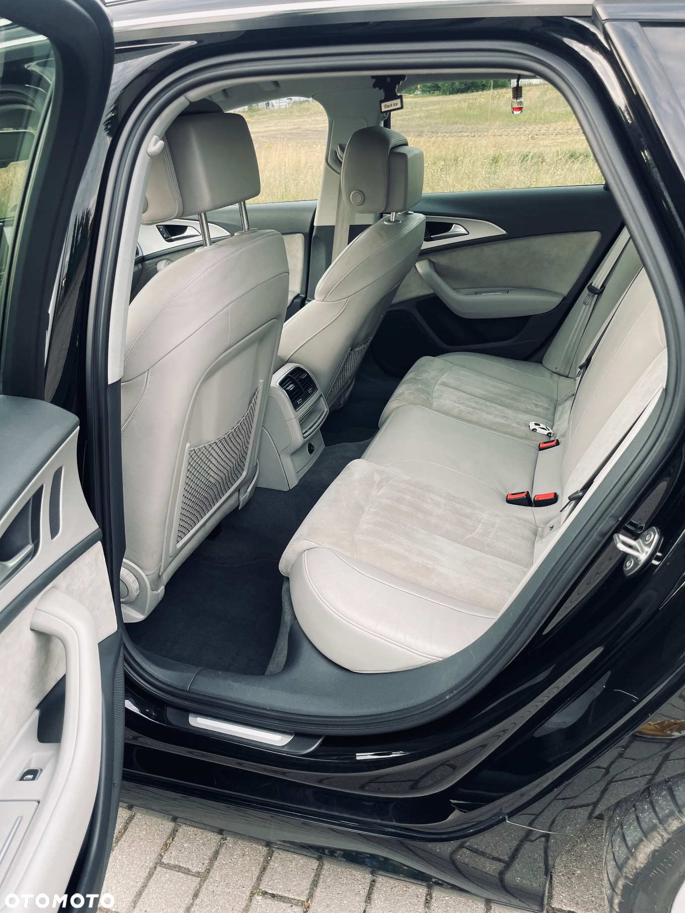 Audi A6 2.0 TDI ultra S tronic - 13