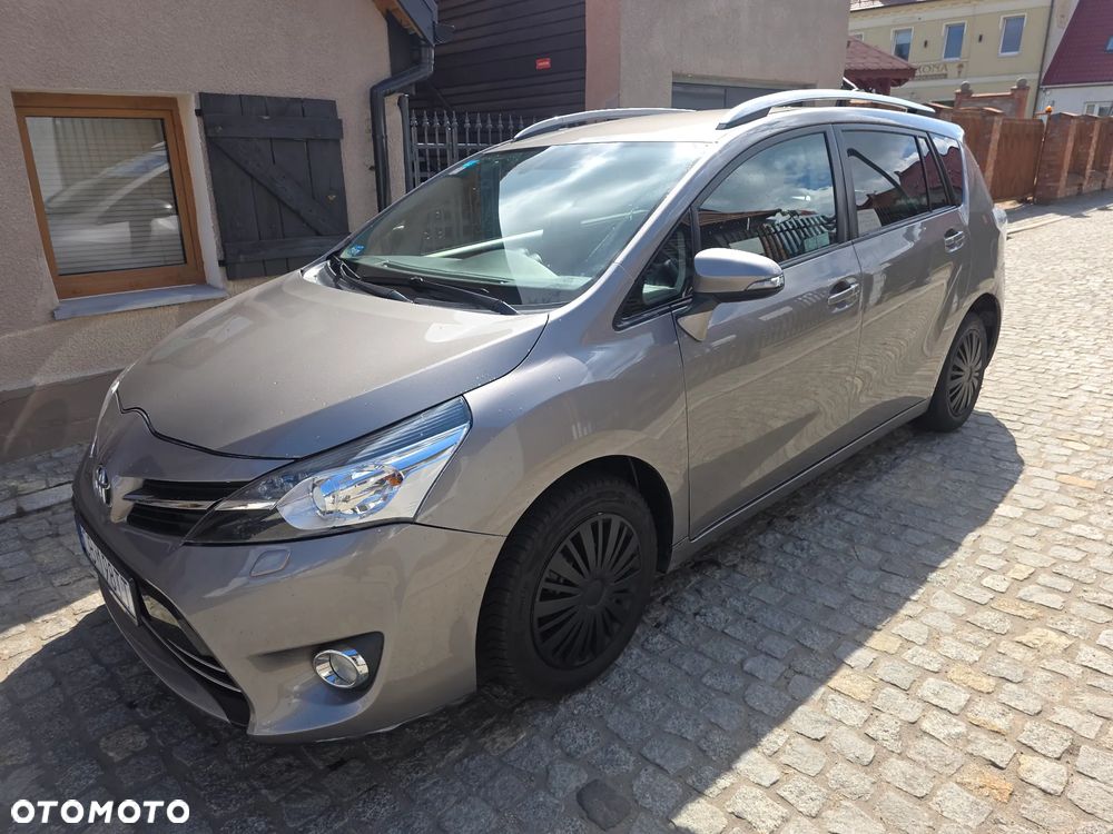 Toyota Verso 1.8 Prestige 7os - 2