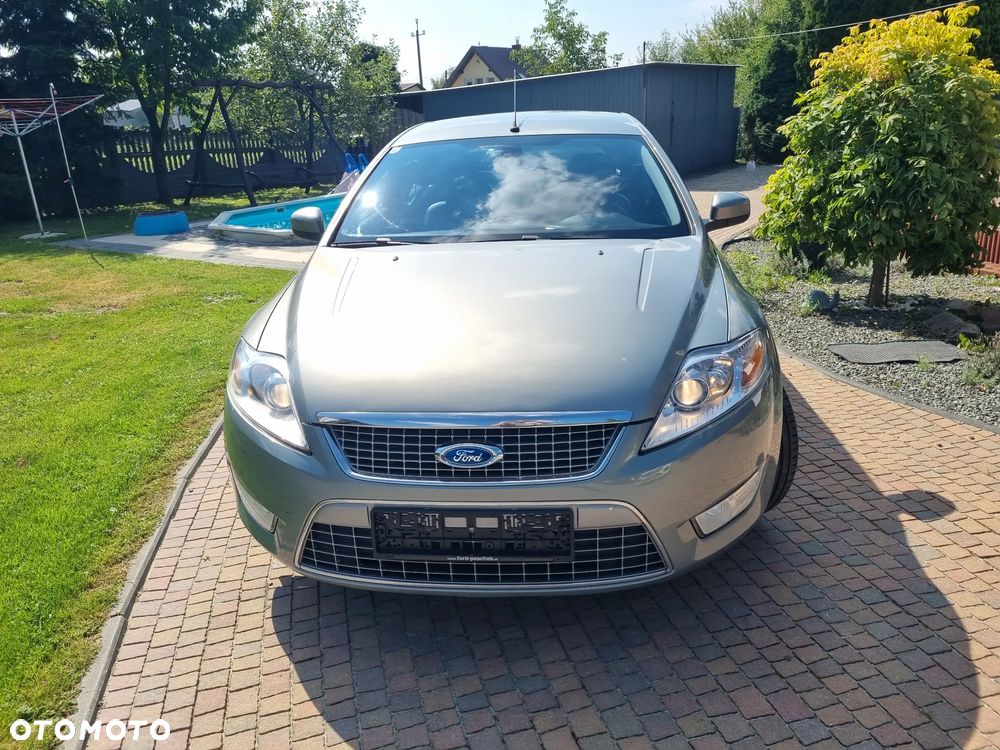 Ford Mondeo - 29