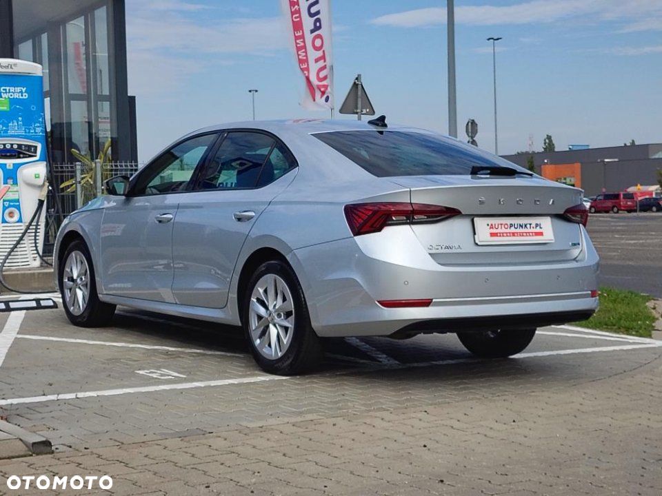 Skoda Octavia - 7