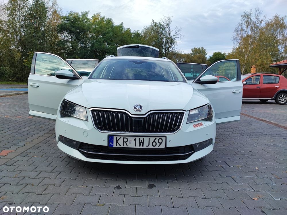 Skoda Superb 2.0 TDI Style DSG - 9
