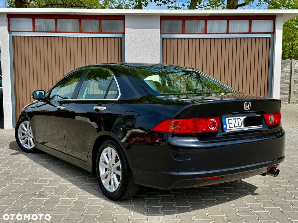 Honda Accord 2.0 Sport - 4