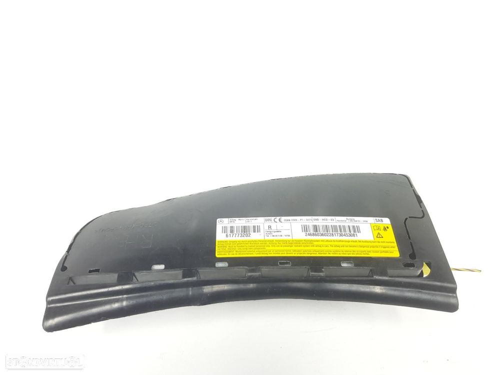 AIRBAG LATERAL FRENTE DIREITO MERCEDES-BENZ CLASE CLA BM 117 - 1