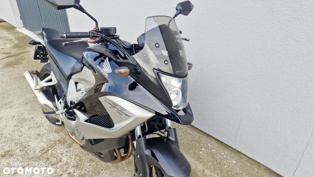 Honda VFR - 27