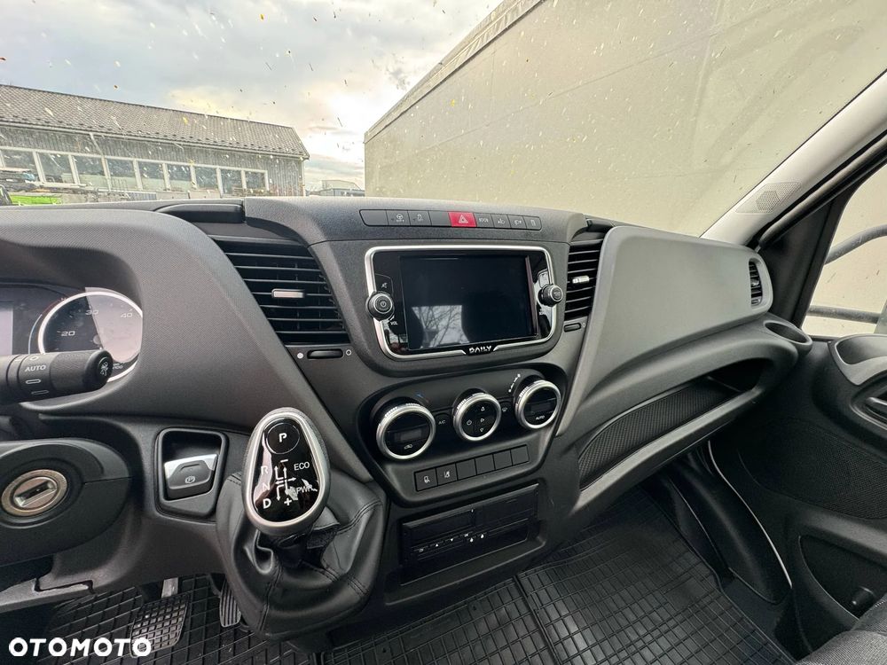 Iveco DAILY - 10