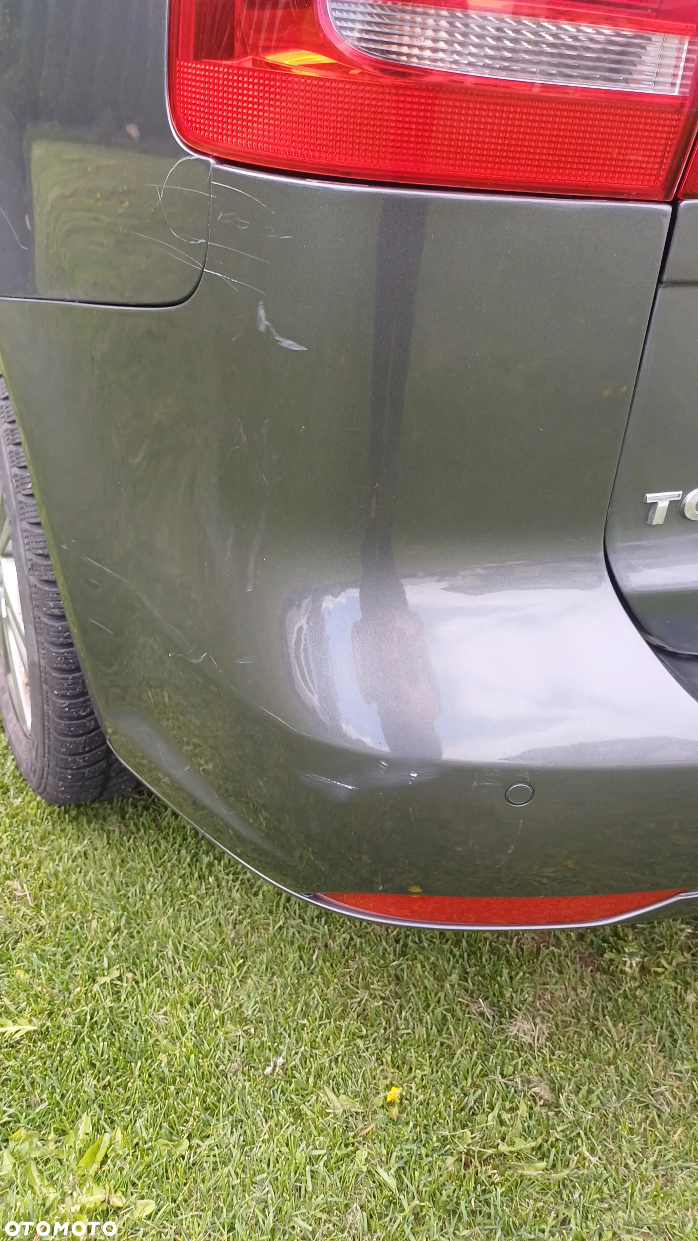 Volkswagen Touran - 11