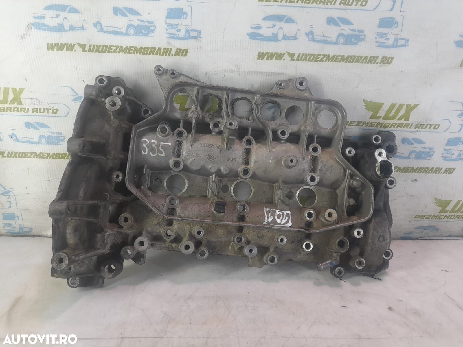 Capac culbutori axe cu came 3.0 d v9xf655 8200871992 Infiniti FX-Seri - 1