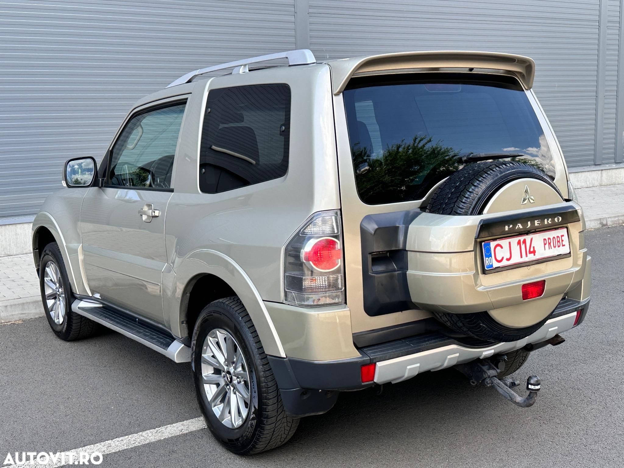 Mitsubishi Pajero 3.2 DI-D Automatik Limited Edition - 20