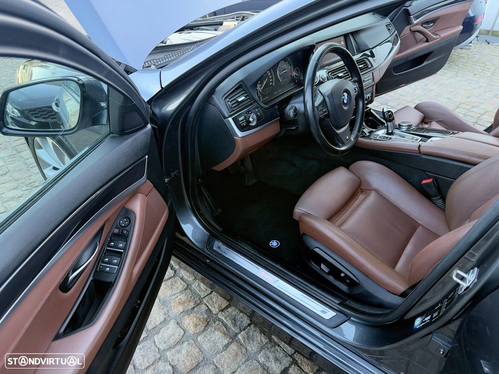 BMW 520 d Line Luxury Auto - 40