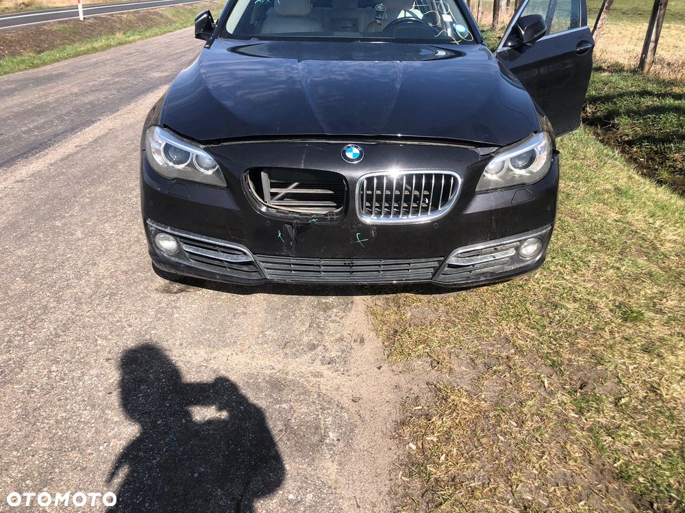 BMW 5 F10 F11 MASKA czarna A90/7 - 2