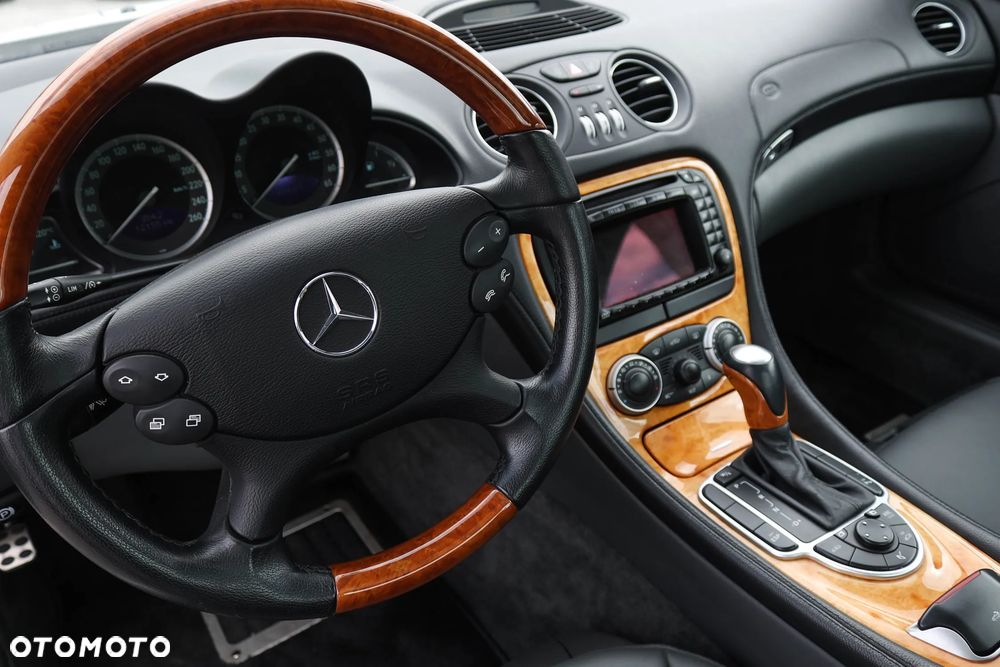 Mercedes-Benz SL 500 - 19