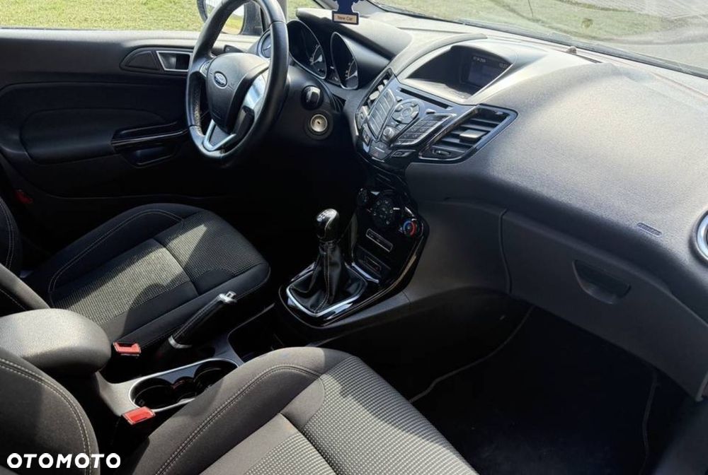 Ford Fiesta - 10