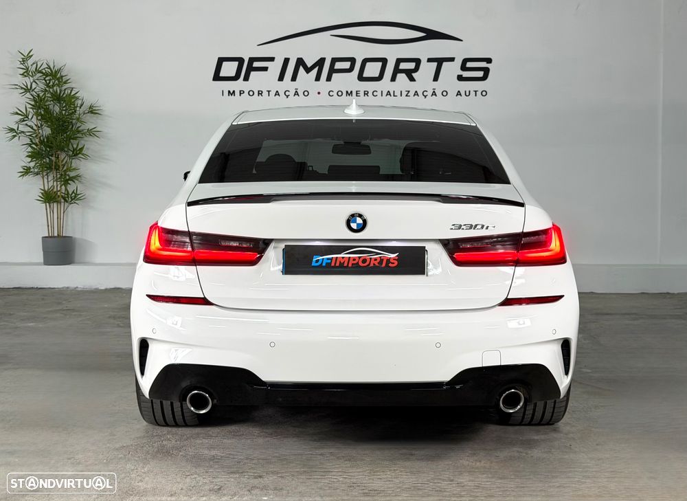 BMW 330 e Pack M Auto - 3