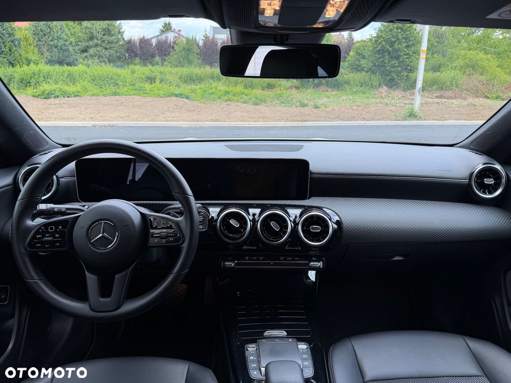 Mercedes-Benz CLA 180 7G-DCT Edition 2020 - 10