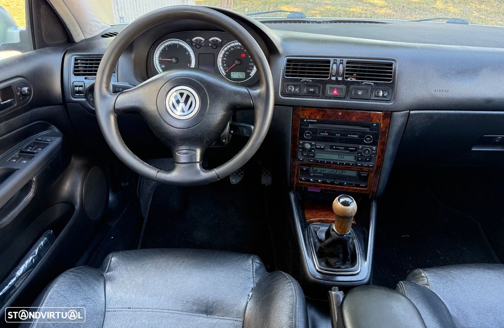 VW Bora 1.9 TDi Highline - 17