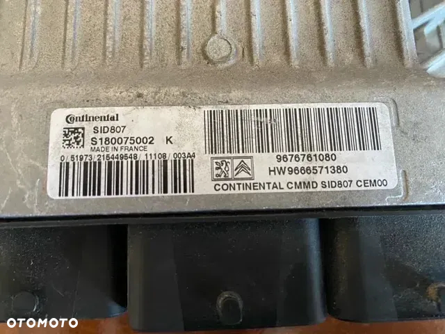STEROWNIK KOMPUTER SILNIKA PEUGEOT 5008 1.6HDI 9666571380 9676761080 - 2