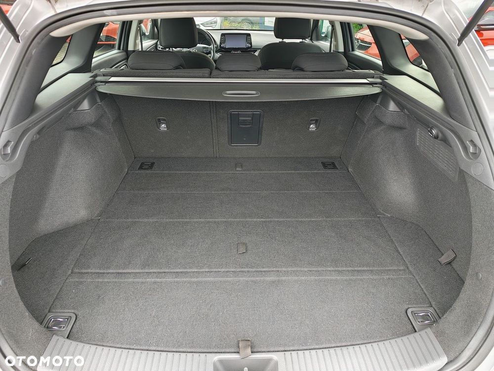 Hyundai i30 1.5 DPI Comfort - 10