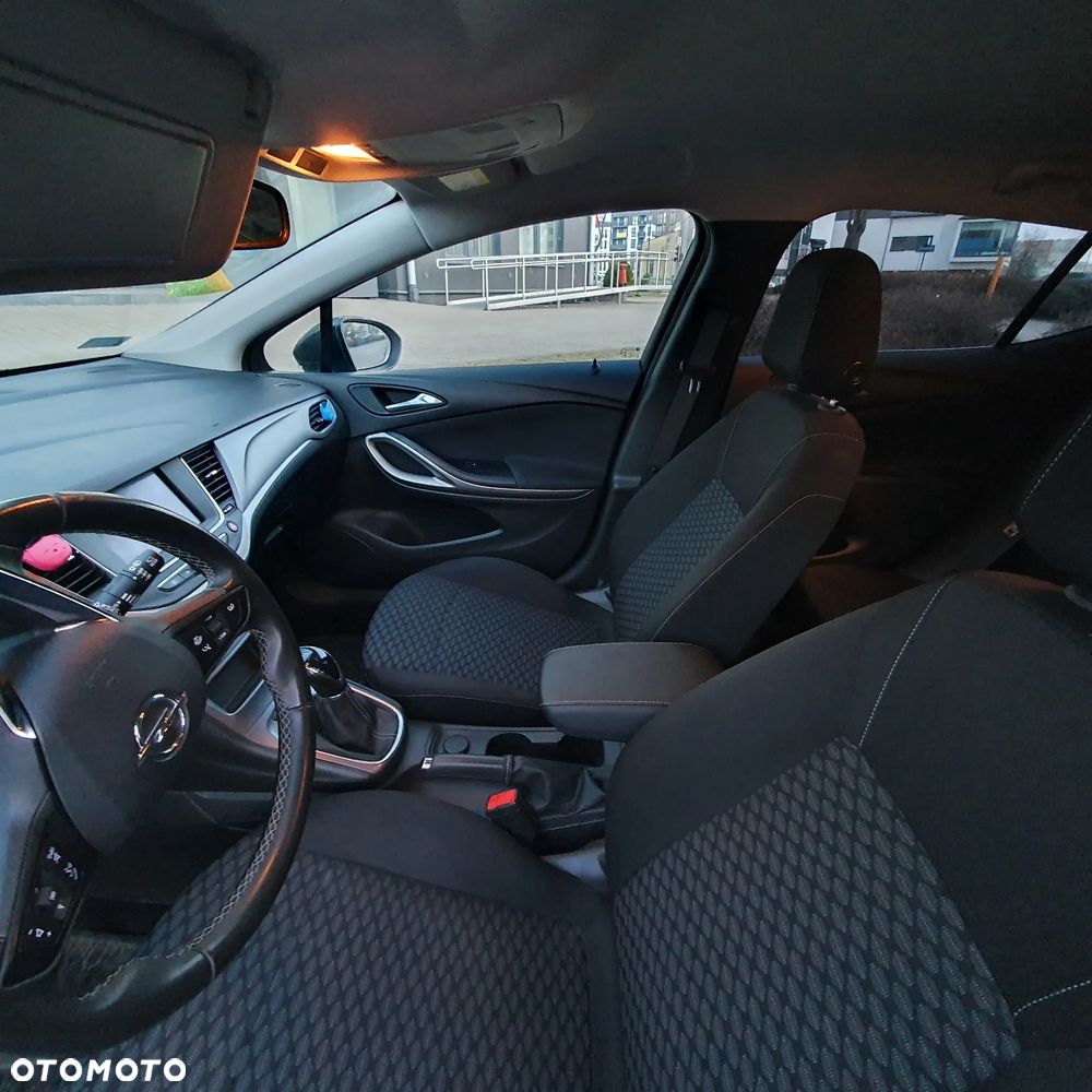 Opel Astra 1.2 T Edition S&S - 5