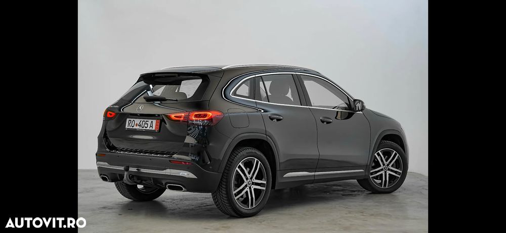 Mercedes-Benz GLA - 11