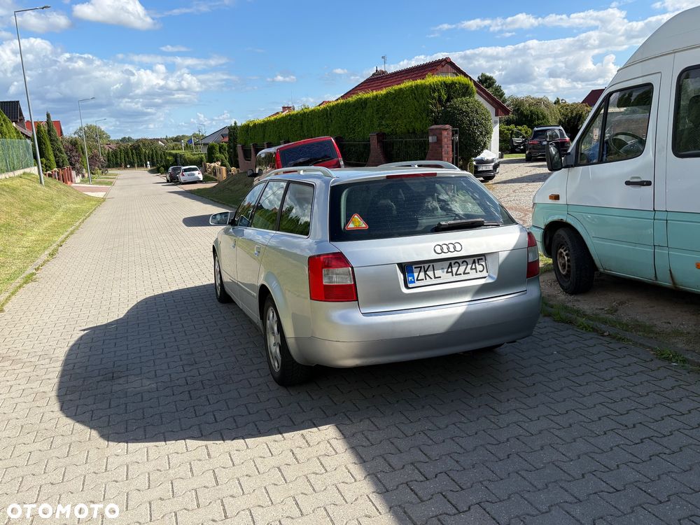 Audi A4 Avant 2.5 TDI - 6