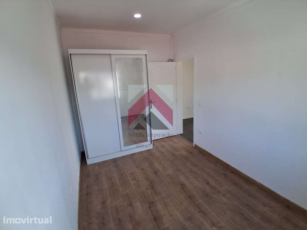 Apartamento T3 remodelado, localizado em Fânzeres (Gondomar) - Grande imagem: 3/21