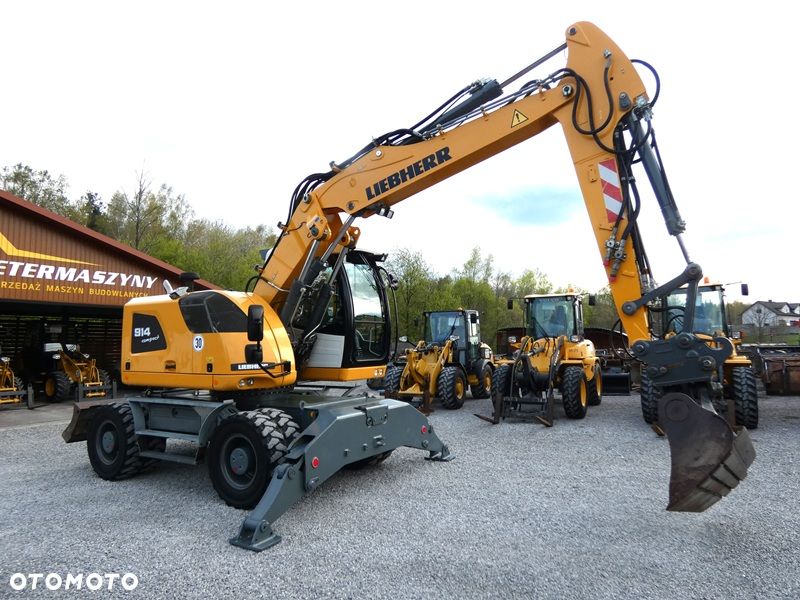 Liebherr 914 Compact / Super Stan / Speeder 30km/h / Łapy + pług / - 10