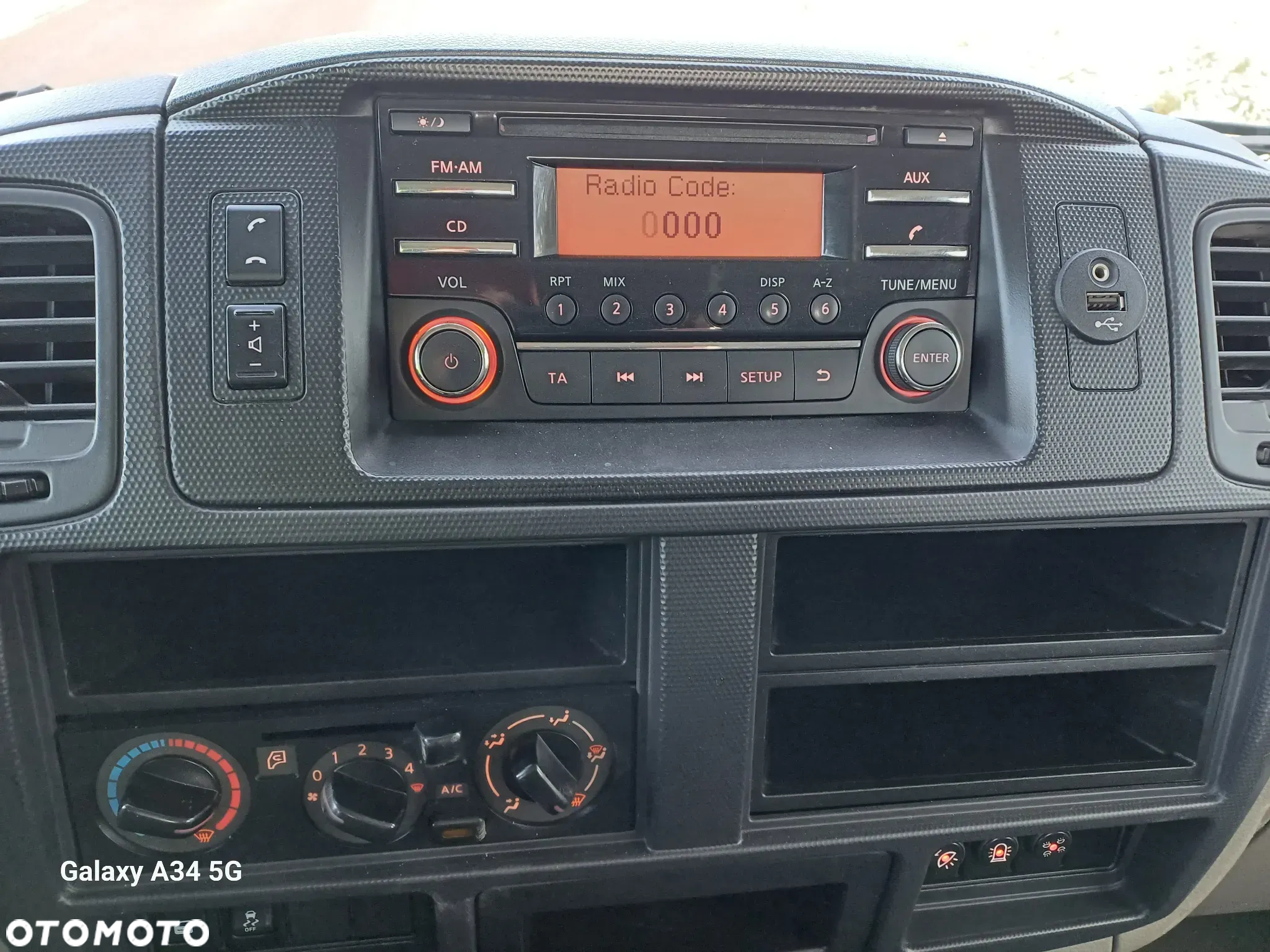 Renault Maxity - 32