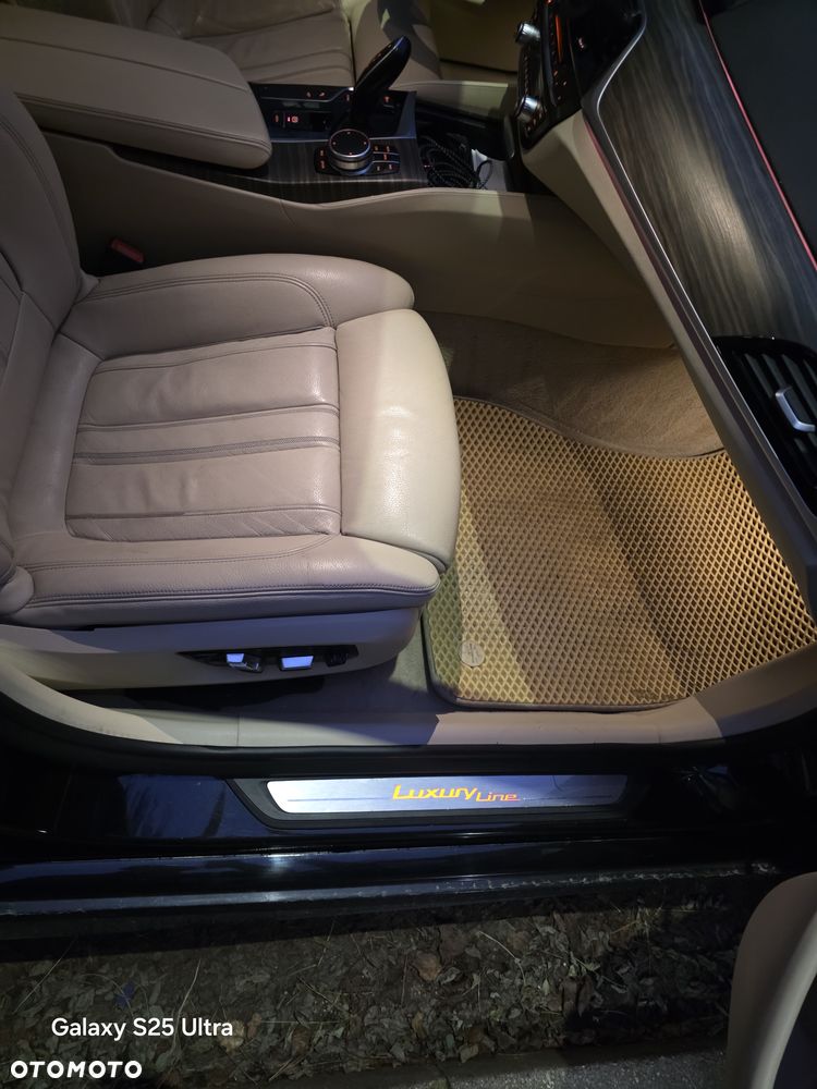 BMW Seria 5 540d xDrive Luxury Line - 21