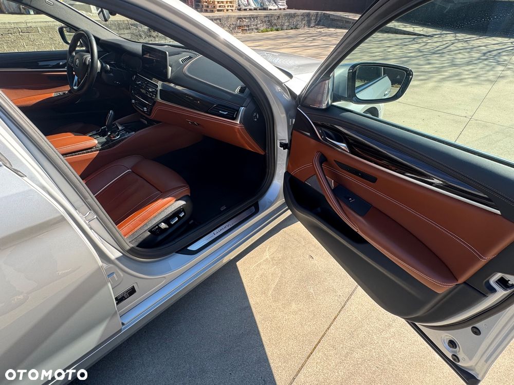 BMW Seria 5 540d xDrive - 20