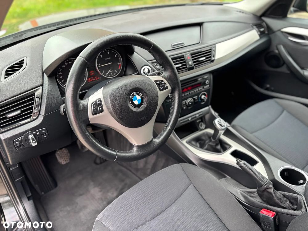 BMW X1 sDrive18d xLine - 20