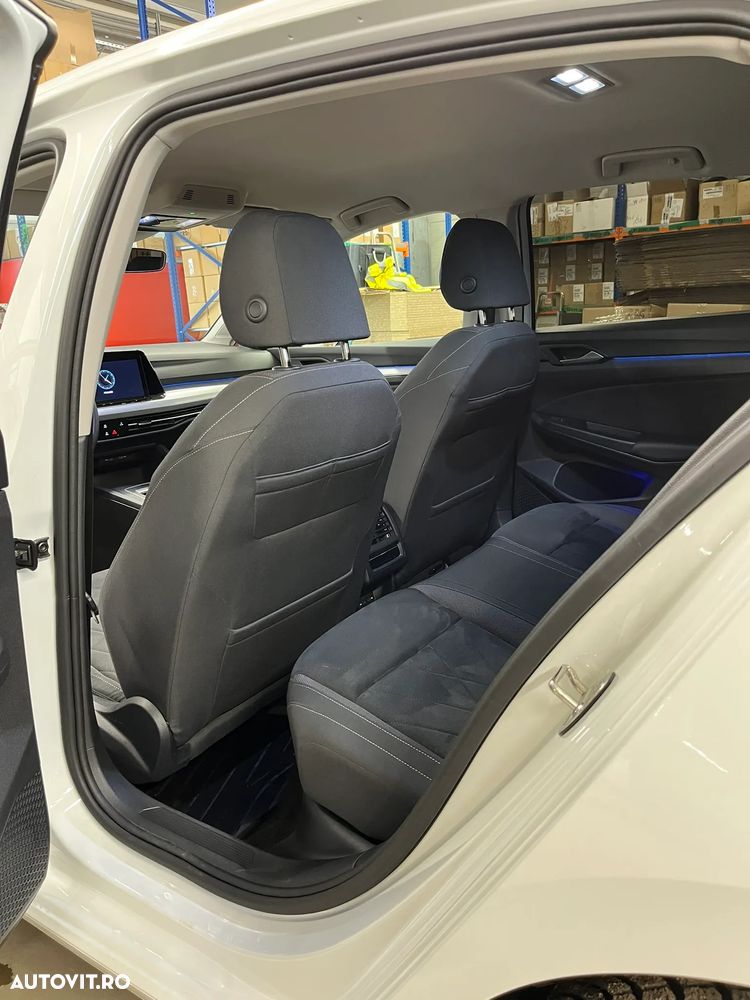 Volkswagen Golf 1.0 eTSI DSG MHEV Life - 8