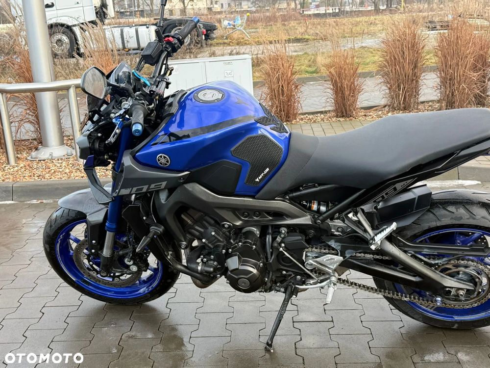 Yamaha MT - 2