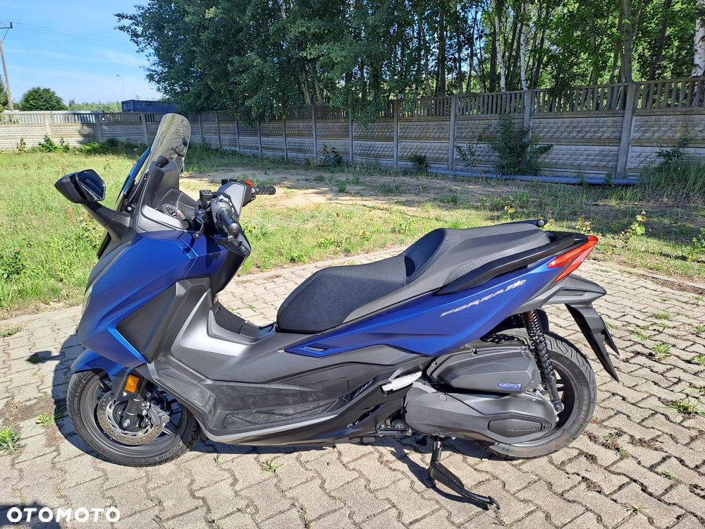 Honda NSS - 11