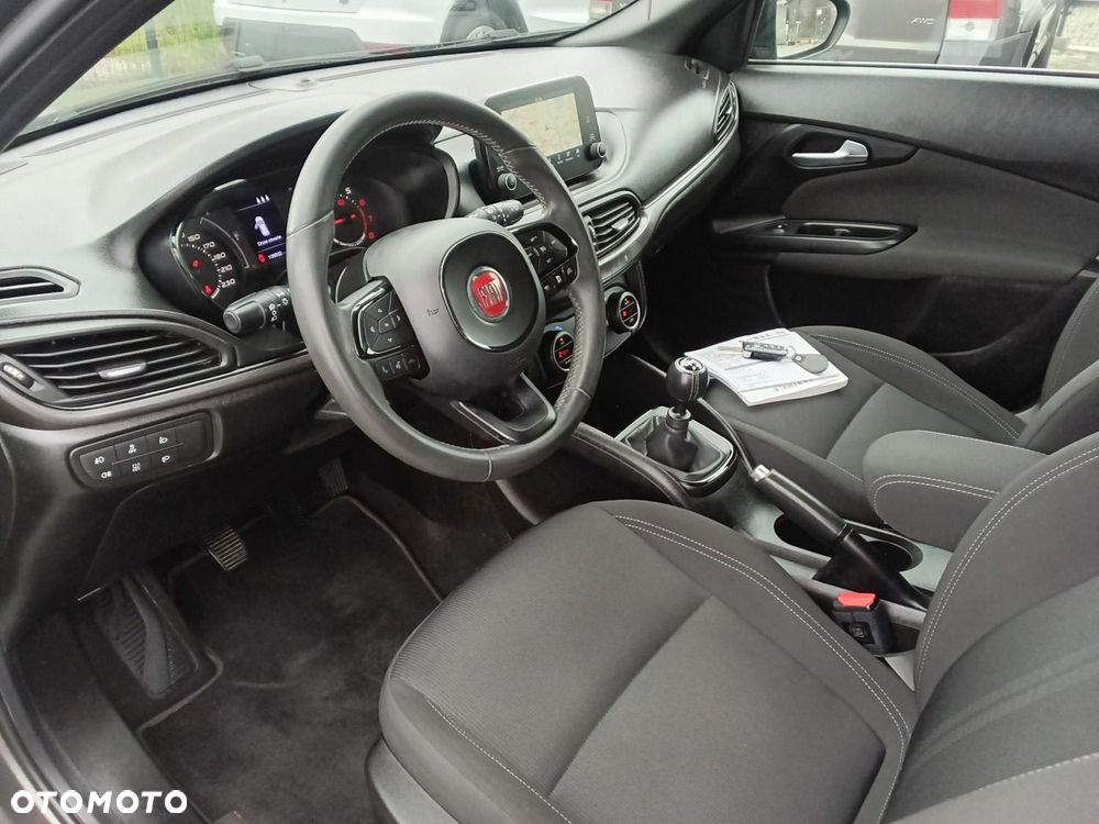 Fiat Tipo 1.4 T-Jet 16v S-Design - 9