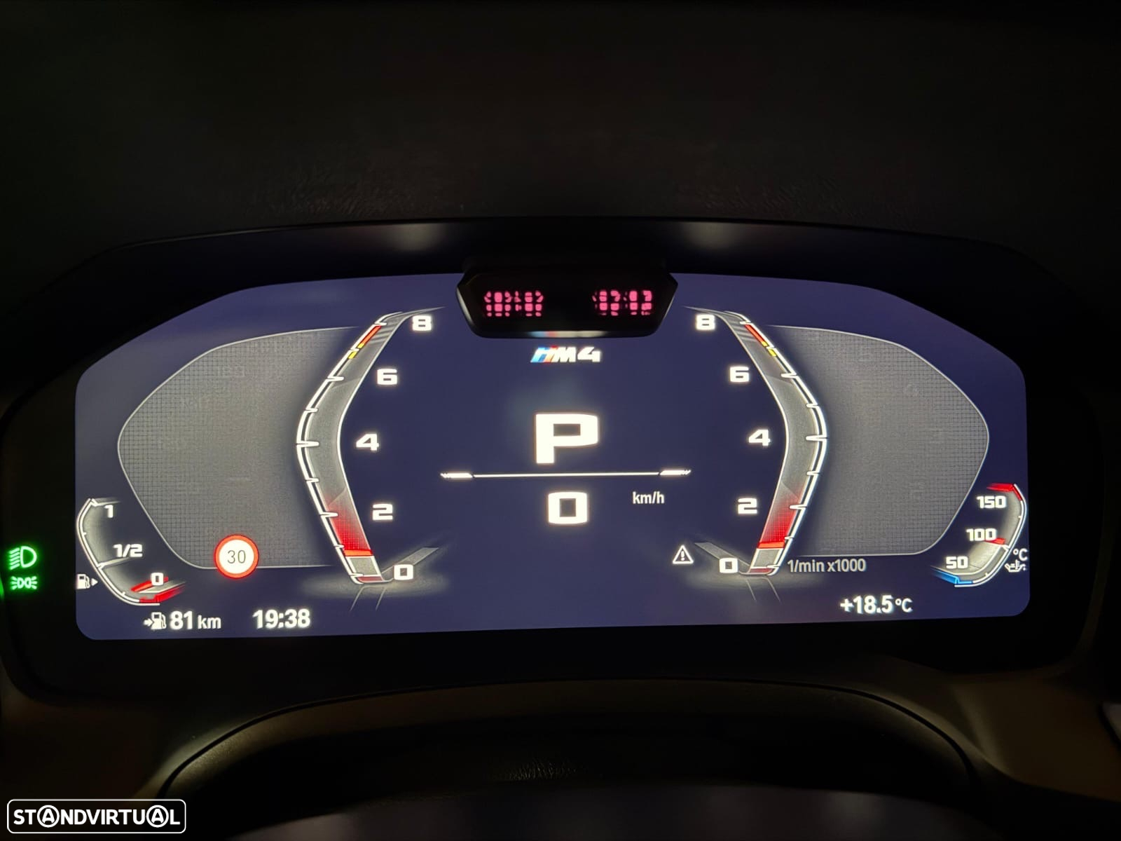 BMW M4 Competition Pack 50 anos M - 33