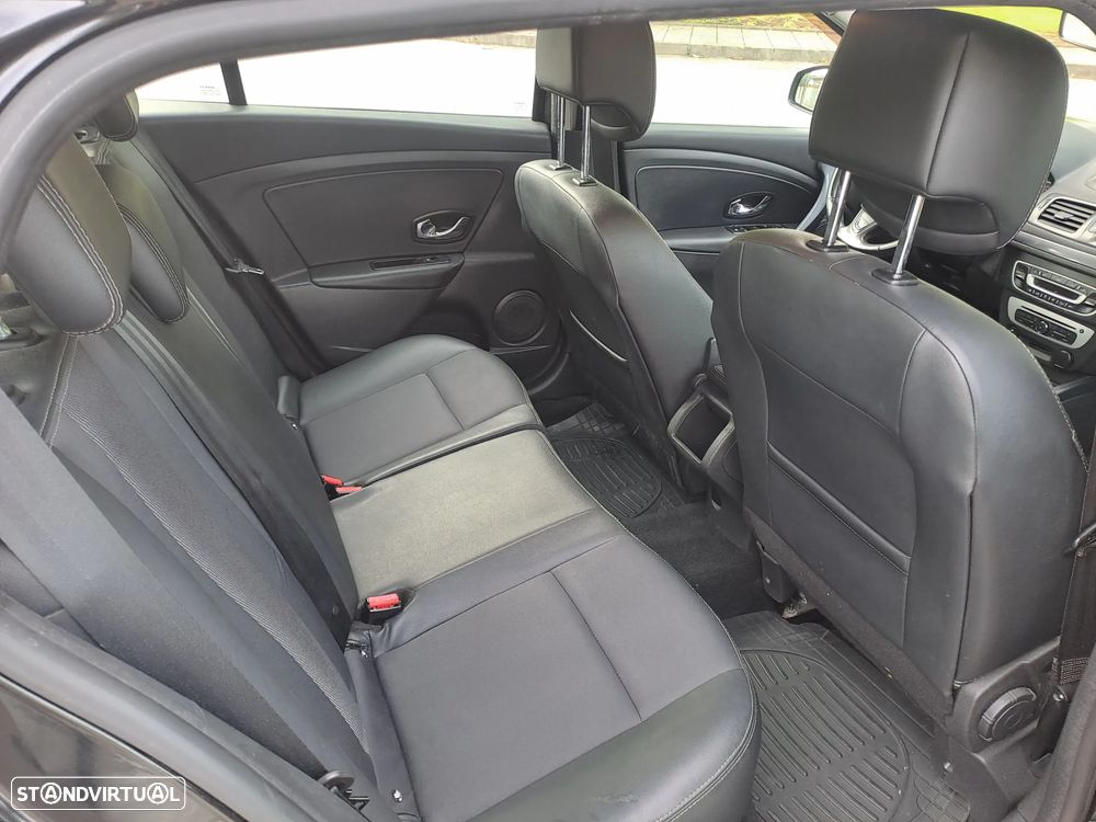Renault Mégane Sport Tourer dCi 110 FAP LIMITED - 14